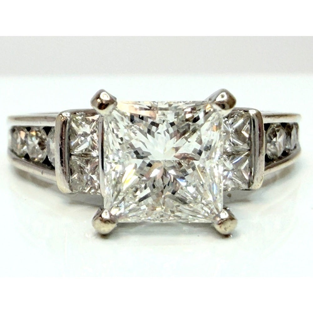 14K White Gold 2.33 ctw Diamond Ring