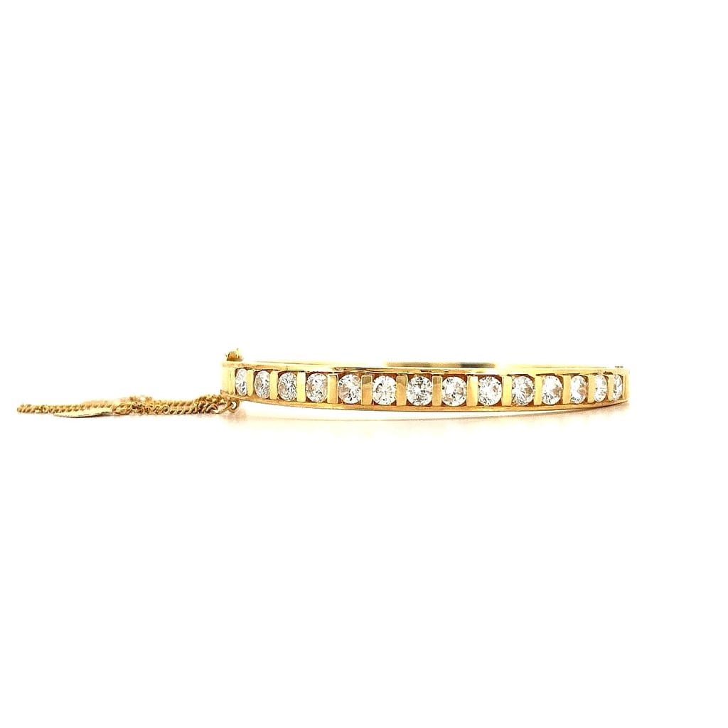 18K Yellow Gold 2.40 ctw Diamond Bangle 6" 2
