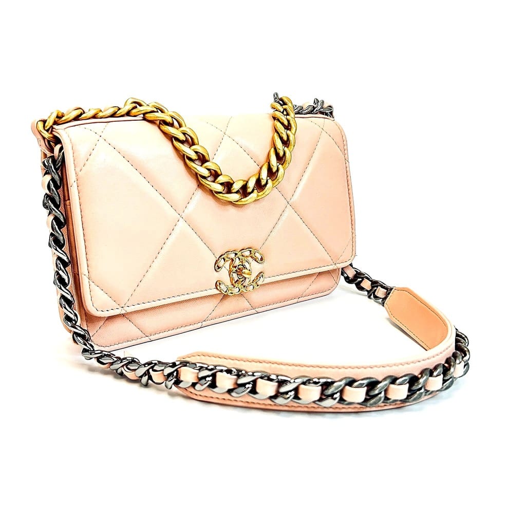 Chanel 19 Wallet-On-Chain Pink Leather Bag 2