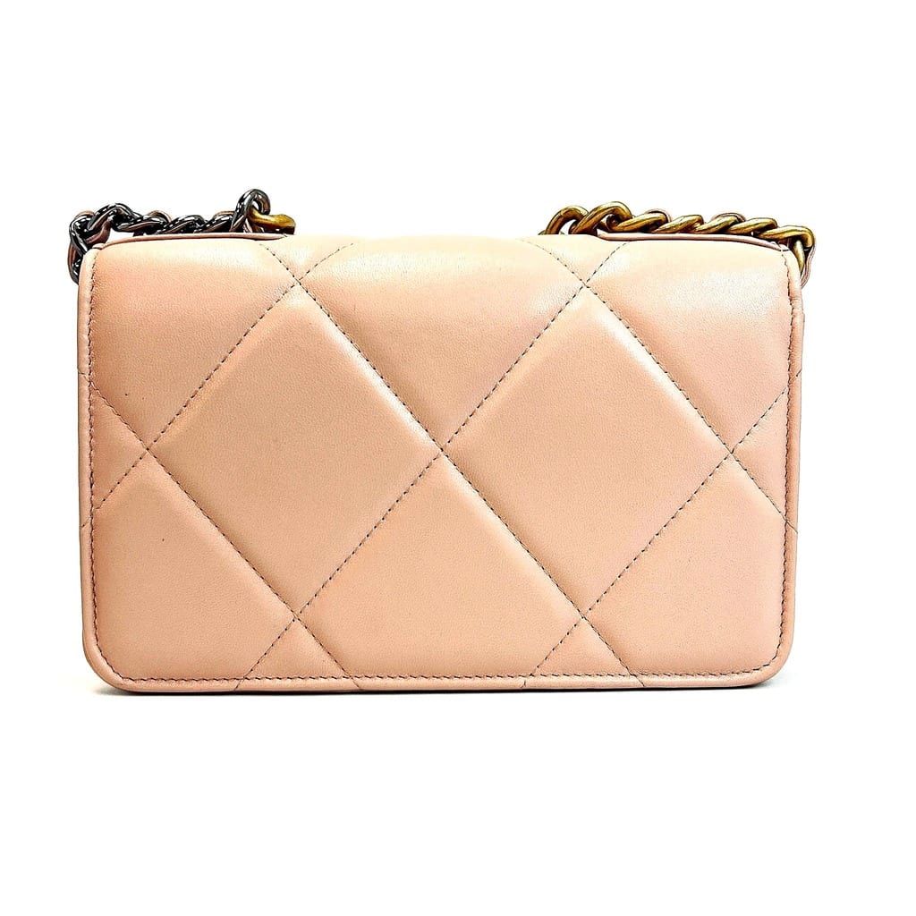 Chanel 19 Wallet-On-Chain Pink Leather Bag 4