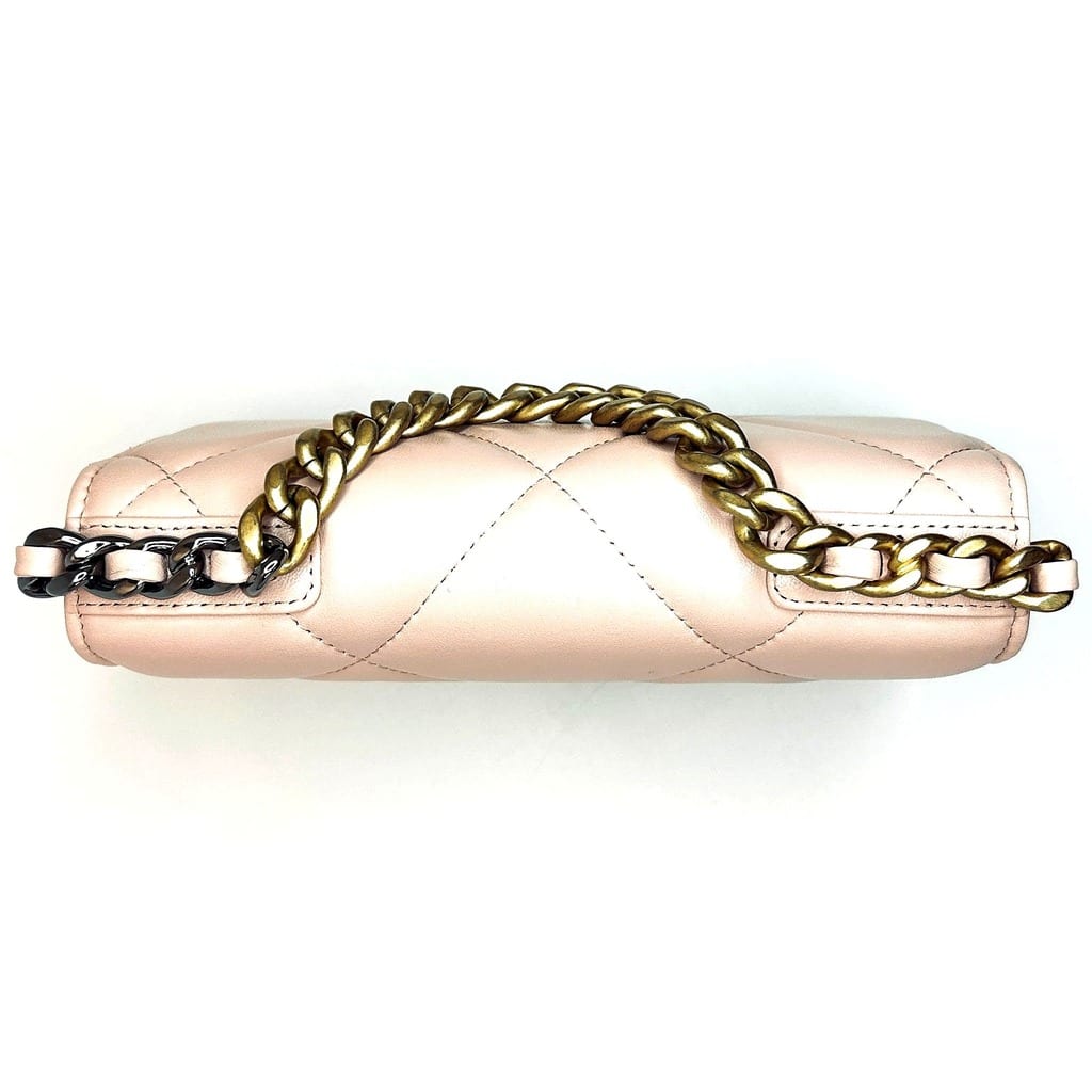 Chanel 19 Wallet-On-Chain Pink Leather Bag 7