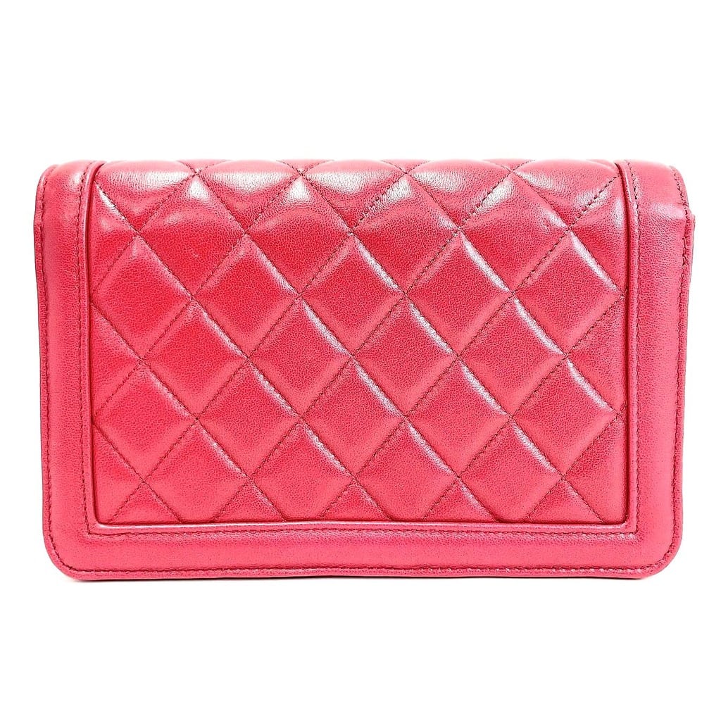 Chanel Hold The Line Lambskin Wallet on Chain  Red with gold-tone hardware Excellent 7