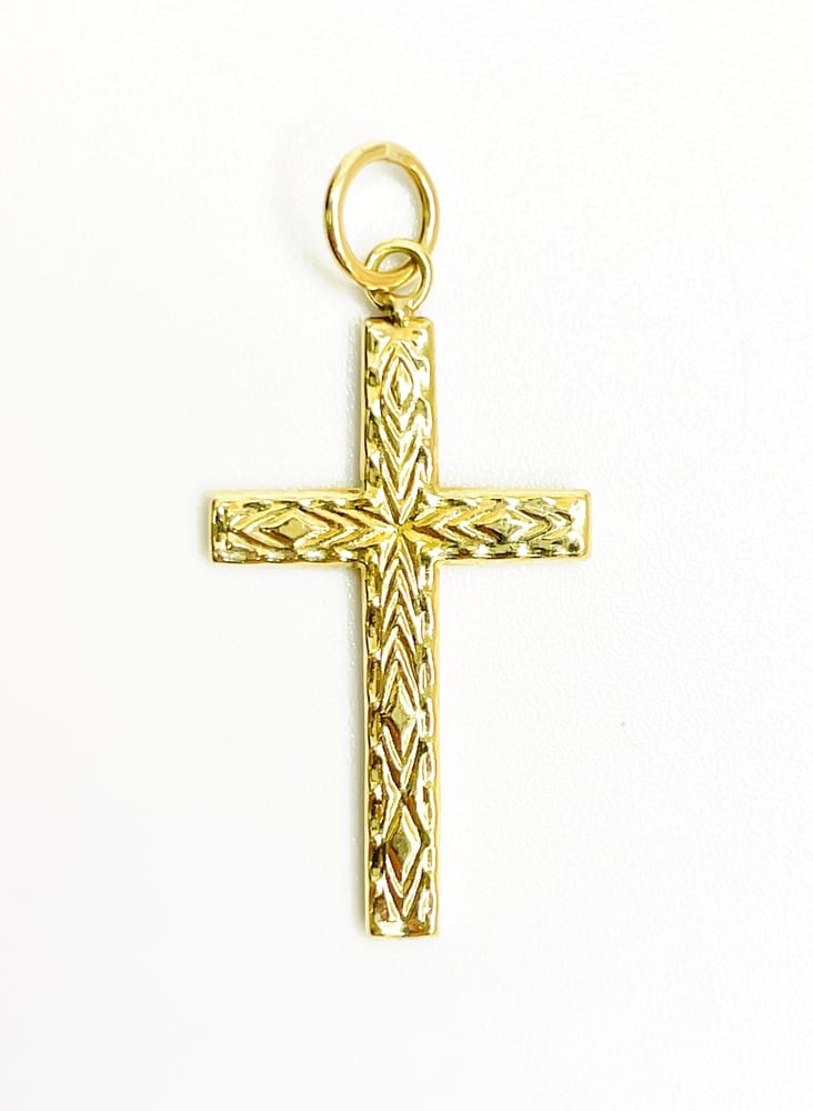 An Emblem Of Faith: 14K Gold Cross Pendant 4