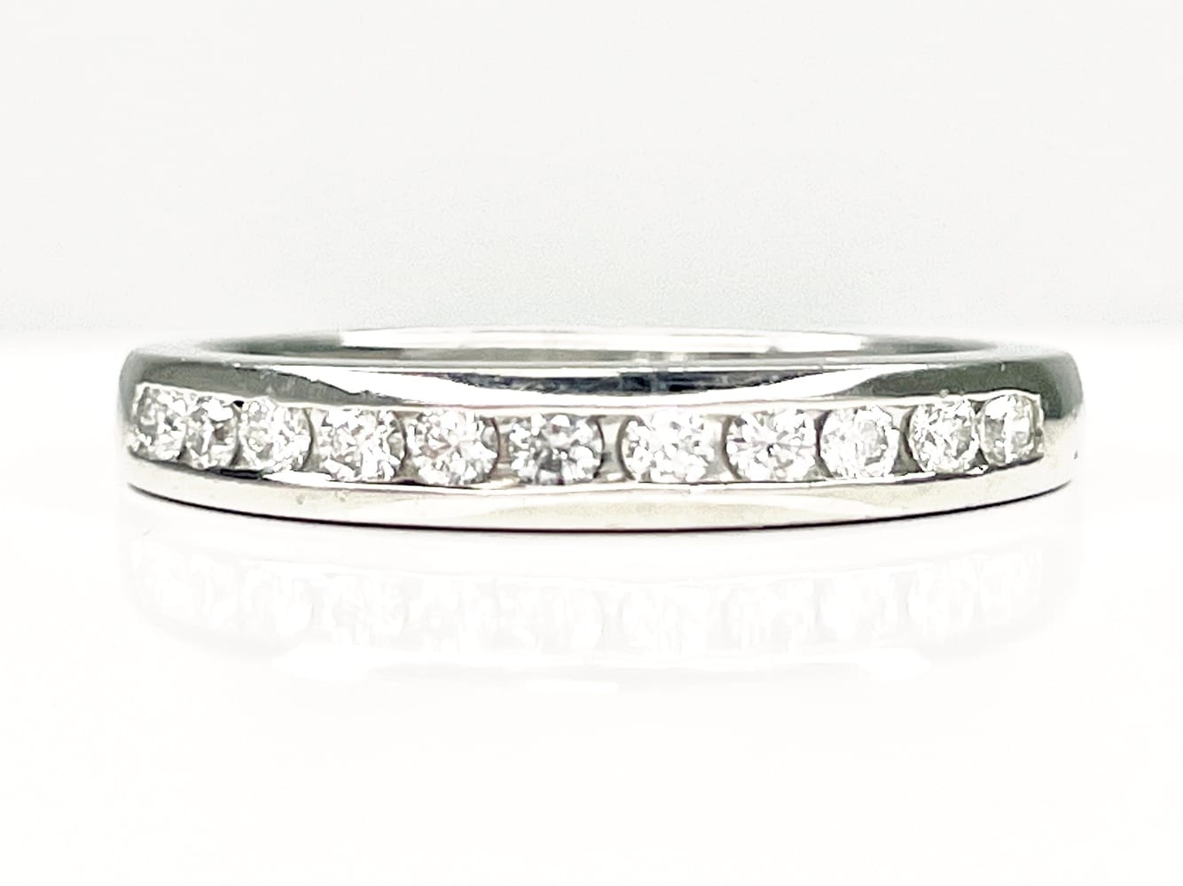 Radiant Platinum Diamond Ring Size 5.5 1